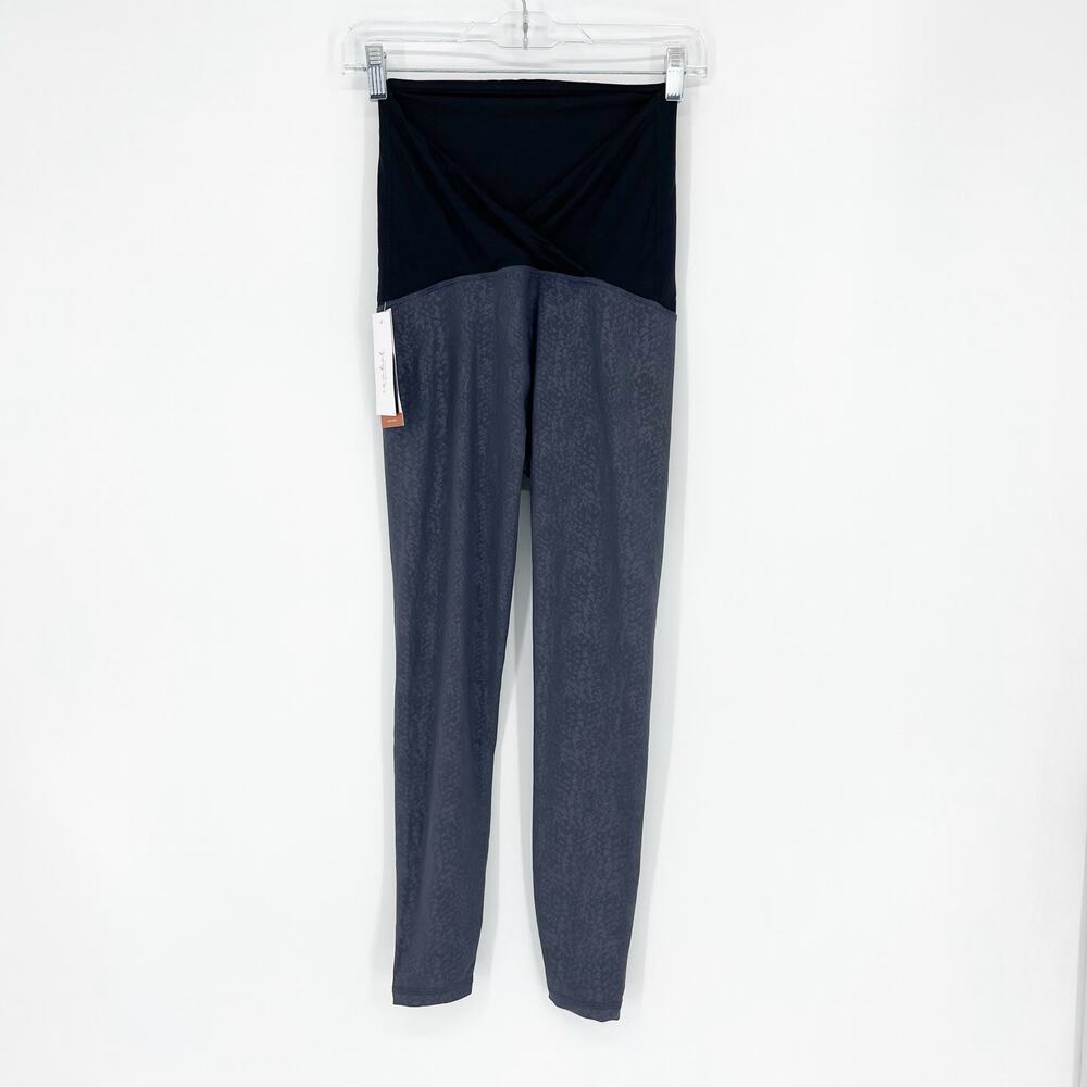 Ingrid + Isabel Maternity Skinny Pants Size XS